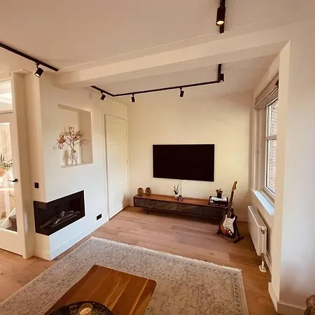 Lägenhet High-end, Centrally-located Penthouse