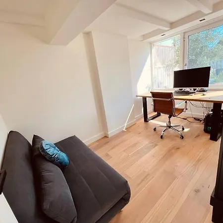 Lägenhet High-end, Centrally-located Penthouse
