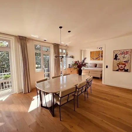 Apartman High-end, Centrally-located Penthouse *